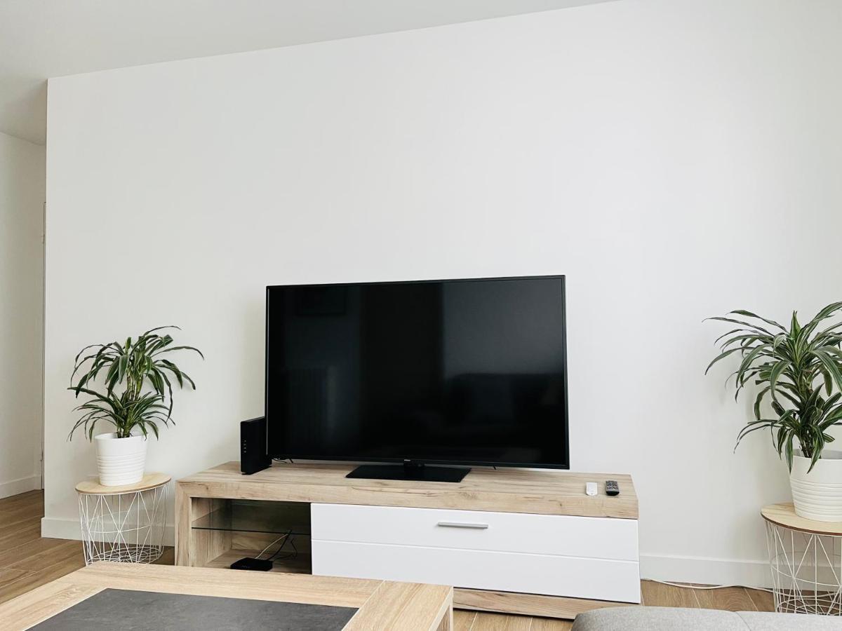 Appartement Spacieux Clichy-sous-Bois Экстерьер фото