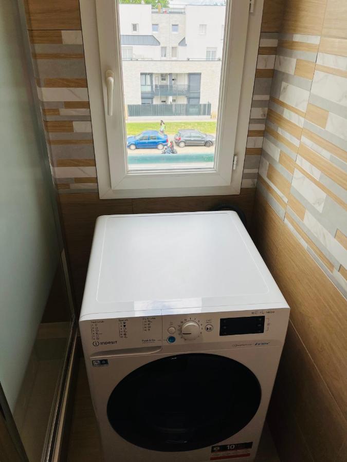 Appartement Spacieux Clichy-sous-Bois Экстерьер фото